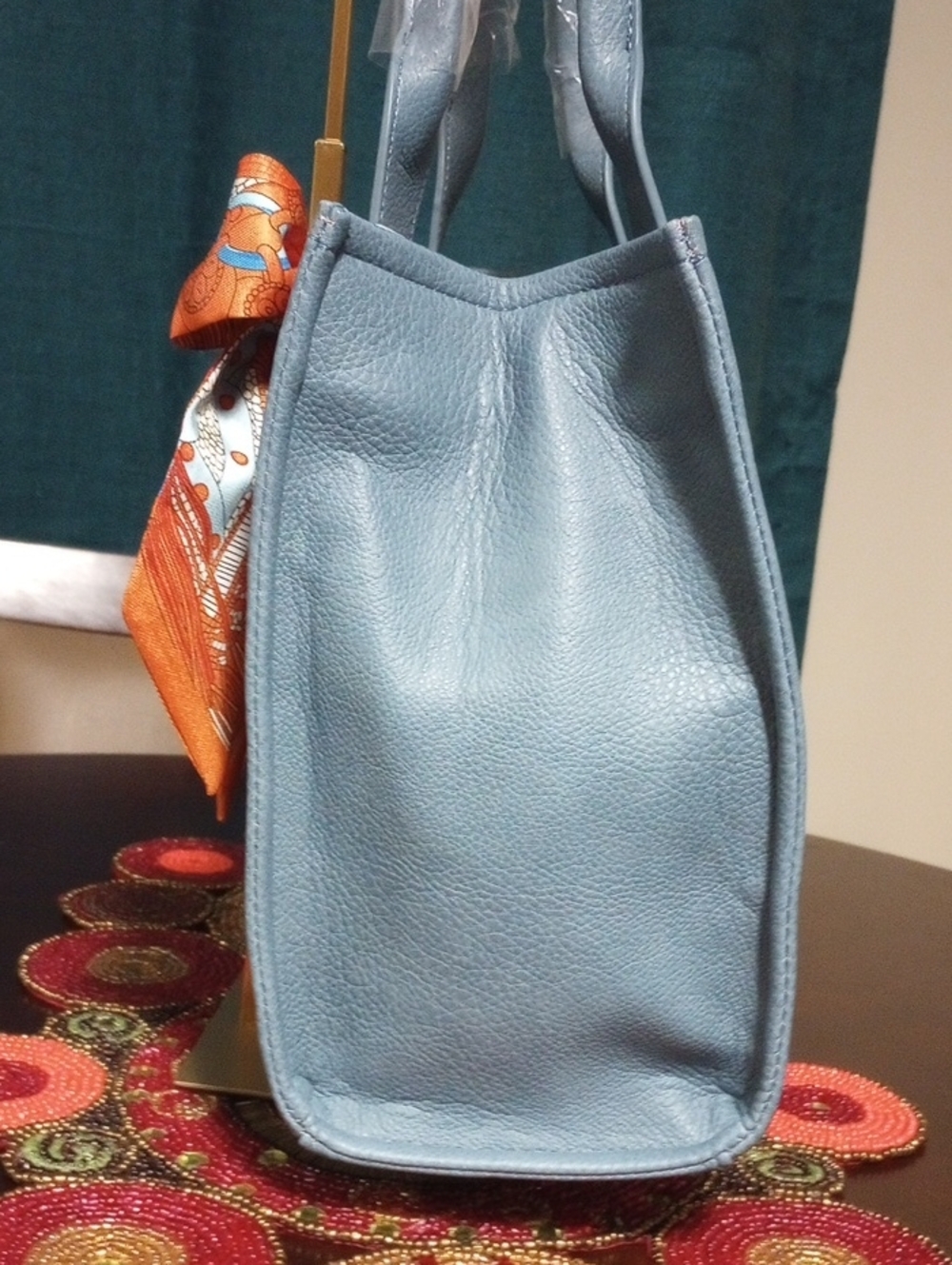 Elle Tote w/Brooch And Scarf - Picture 11 of 16